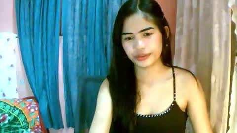 Snapshot of dahlia_123 chatting on March 2026 11:43:02 AM Im Dahlia online show from March 2026 11:43:02 AM