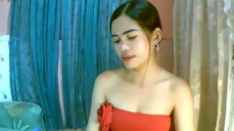 Snapshot of dahlia_123 chatting on April 2026 12:39:02 PM Im Dahlia online show from April 2026 12:39:02 PM
