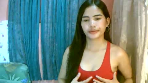 Snapshot of dahlia_123 chatting on April 2026 12:21:02 PM Im Dahlia online show from April 2026 12:21:02 PM