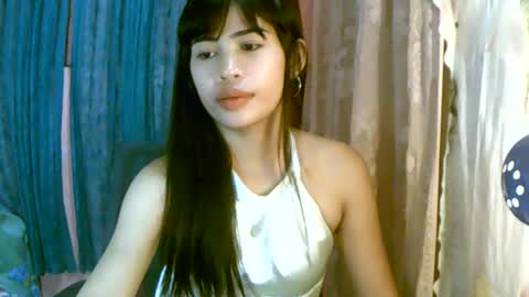Snapshot of dahlia_123 chatting on April 2026 10:43:02 AM Im Dahlia online show from April 2026 10:43:02 AM