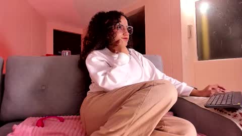 Dahli online show from November 2025 09:53:01 AM