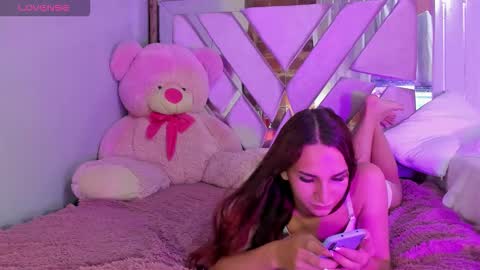 daicell juliana online show from November 2025 04:45:02 AM