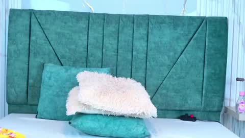 Juls online show from May 2026 11:46:02 PM