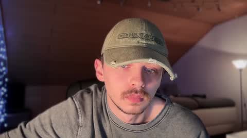 Daimon  online show from January 2025 03:20:01 AM