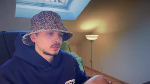 Daimon  online show from March 2025 03:16:02 PM