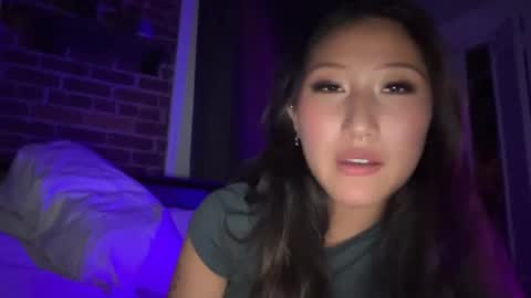 Daisy Kim online show from February 2025 05:19:01 AM