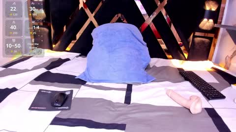 Dajacat online show from April 2026 07:14:01 PM