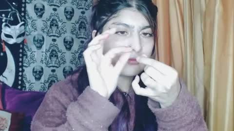    --  -- help me reach 100 hands up  online show from February 2025 11:15:01 PM