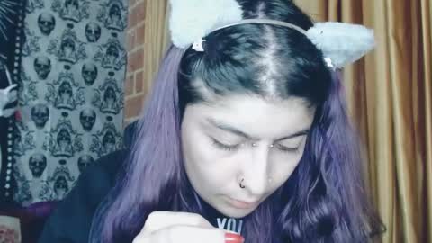    --  -- help me reach 100 hands up  online show from February 2025 11:25:02 PM