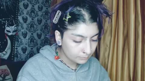    --  -- help me reach 100 hands up  online show from February 2025 12:43:01 AM