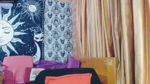    --  -- help me reach 100 hands up  online show from March 2025 11:20:01 PM