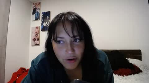 IG  dakotasofiaa online show from December 2024 12:08:02 AM