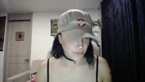 IG  dakotasofiaa online show from January 2025 03:11:02 AM