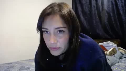 IG  dakotasofiaa online show from March 2025 12:43:01 AM