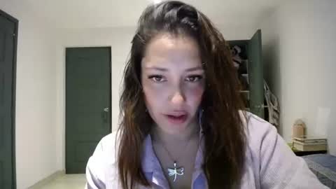 IG  dakotasofiaa online show from March 2026 11:43:01 PM