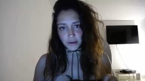 Snapshot of dakota01_ chatting on May 2026 12:17:02 AM IG dakotasofiaa online show from May 2026 12:17:02 AM