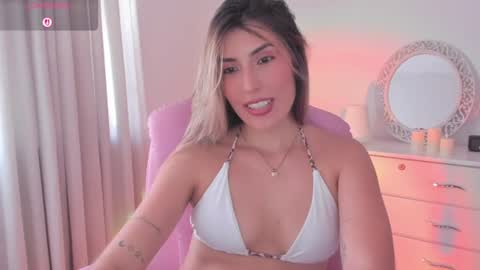 Snapshot of dakota_clark chatting on June 2026 10:14:02 PM Helloo HAPPY NEW YEAR Ill be back soon online show from June 2026 10:14:02 PM