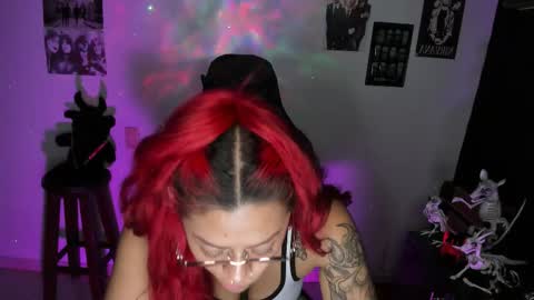 Snapshot of dakota_crab chatting on November 2025 09:08:01 PM Dakota Crab online show from November 2025 09:08:01 PM