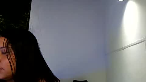 dakota_jhons1 online show from November 2025 05:43:02 AM