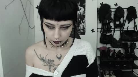 dakota online show from December 2025 04:08:01 AM