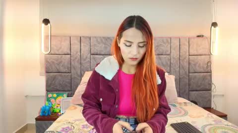 Dakota-Megan online show from December 2025 12:58:01 PM