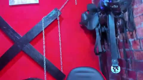 Mariana online show from April 2026 04:31:01 AM