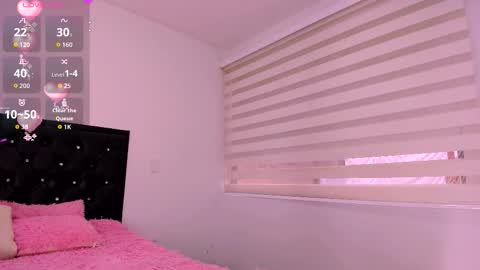 dakotamitchell online show from September 2025 10:04:01 PM