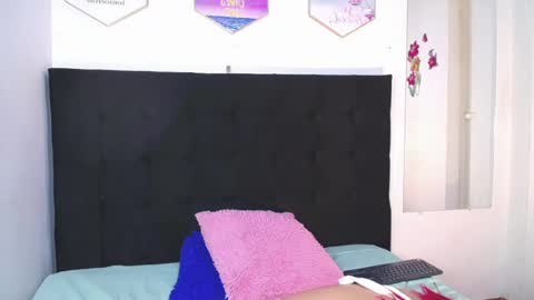 Daakota  online show from April 2026 12:28:01 PM