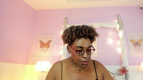 Snapshot of dakotasexshow2 chatting on December 2024 10:58:01 PM Dakota Sex Show  online show from December 2024 10:58:01 PM