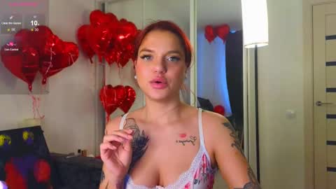 Snapshot of dakotasi chatting on February 2025 01:11:02 PM Dasha online show from February 2025 01:11:02 PM