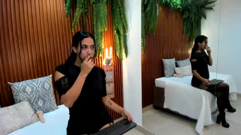 Snapshot of dakotta_rose_ chatting on February 2026 01:59:01 PM Dakotta online show from February 2026 01:59:01 PM