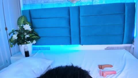 Snapshot of dakottahill chatting on January 2025 05:21:01 PM   online show from January 2025 05:21:01 PM