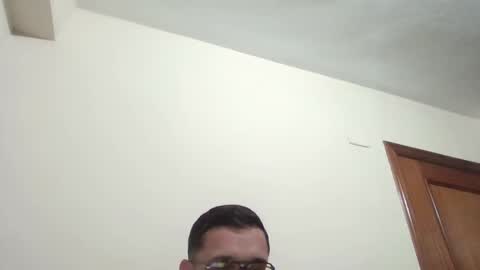 dale_guaya online show from February 2026 07:43:01 PM