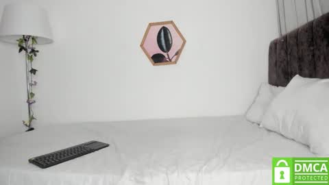 D A L H I L A online show from October 2025 01:20:02 AM