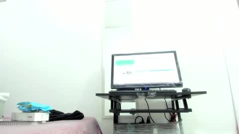 Snapshot of dalia_2 chatting on September 2025 12:10:02 AM Ren online show from September 2025 12:10:02 AM