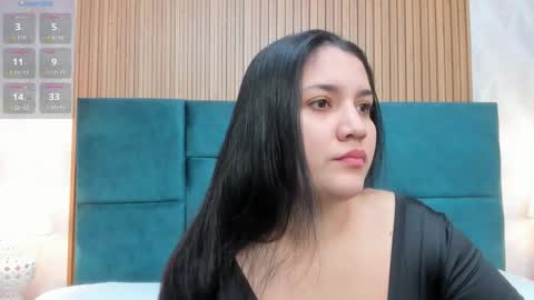 Violeta online show from October 2025 12:25:01 PM