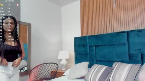 Violeta online show from May 2026 12:24:01 PM