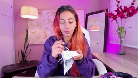 Dalia online show from January 2025 01:22:01 PM