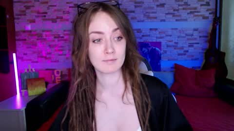 Dalia  online show from March 2026 11:06:01 AM