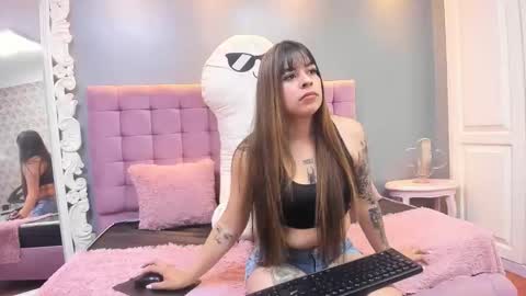 daliaphillips online show from May 2026 02:12:02 PM