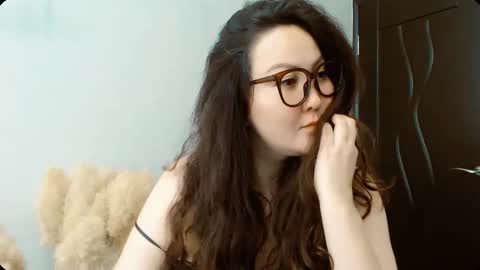 Dali online show from September 2025 06:48:02 AM