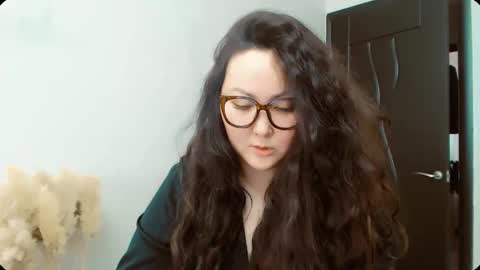 Dali online show from December 2025 05:46:01 AM