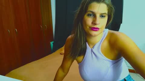 Dalila online show from September 2025 05:12:01 AM