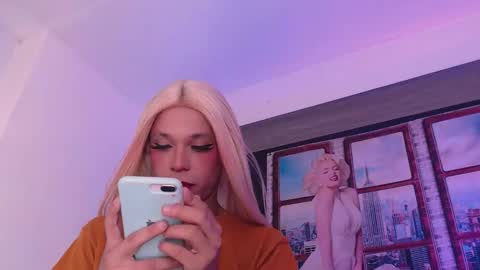         online show from November 2025 04:28:02 AM