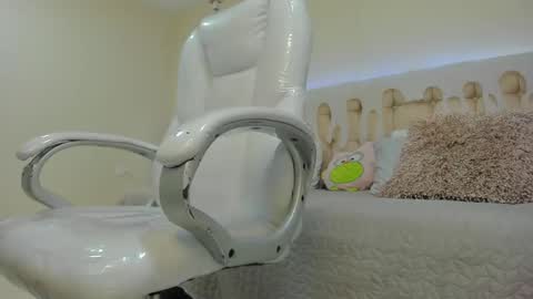 DAMIAN online show from January 2025 03:39:01 PM