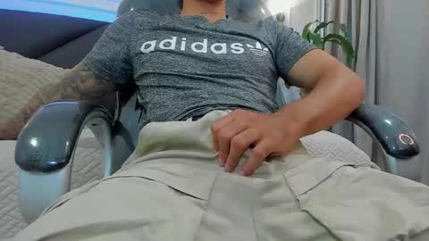 DAMIAN online show from December 2025 03:06:01 PM