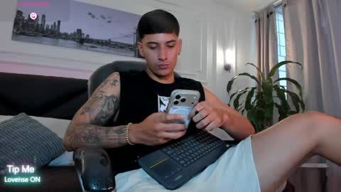 DAMIAN online show from April 2026 03:39:01 PM