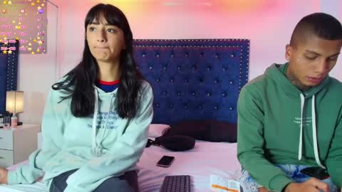 Snapshot of damian_and_roxanne chatting on April 2026 12:38:01 PM DAMIAN AND ROXANNE. online show from April 2026 12:38:01 PM