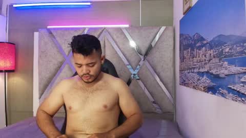 DAMIAN LUX online show from May 2026 12:45:01 PM
