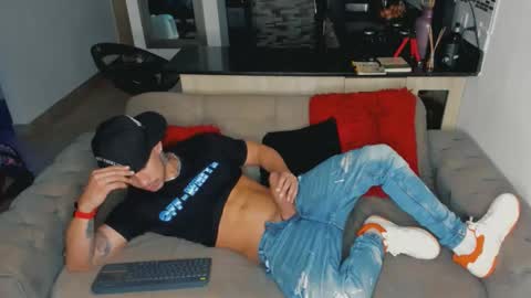 INSTAGRAM  DAMMIANMILLEROFICIAL online show from January 2026 06:39:01 AM